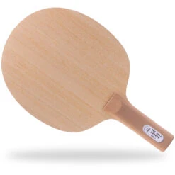 Der Materialspezialist Holz The Wall Carbon Gerade